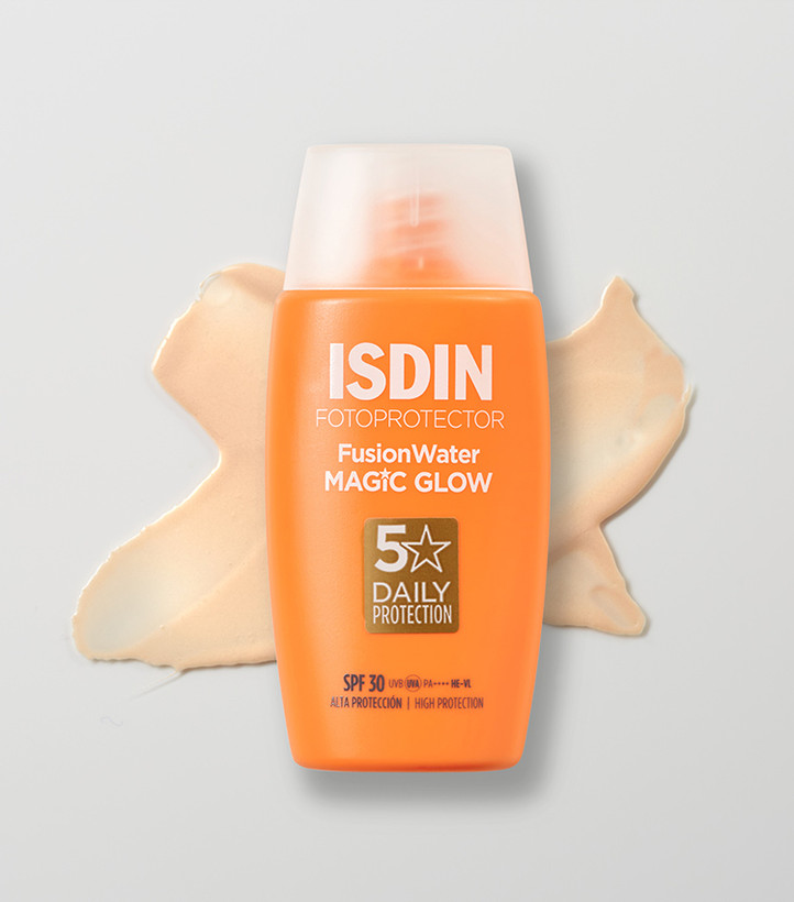 ضد آفتاب ایزدین، فیوژن واتر مجیک گلو SPF 30 حجم ۵۰ میل